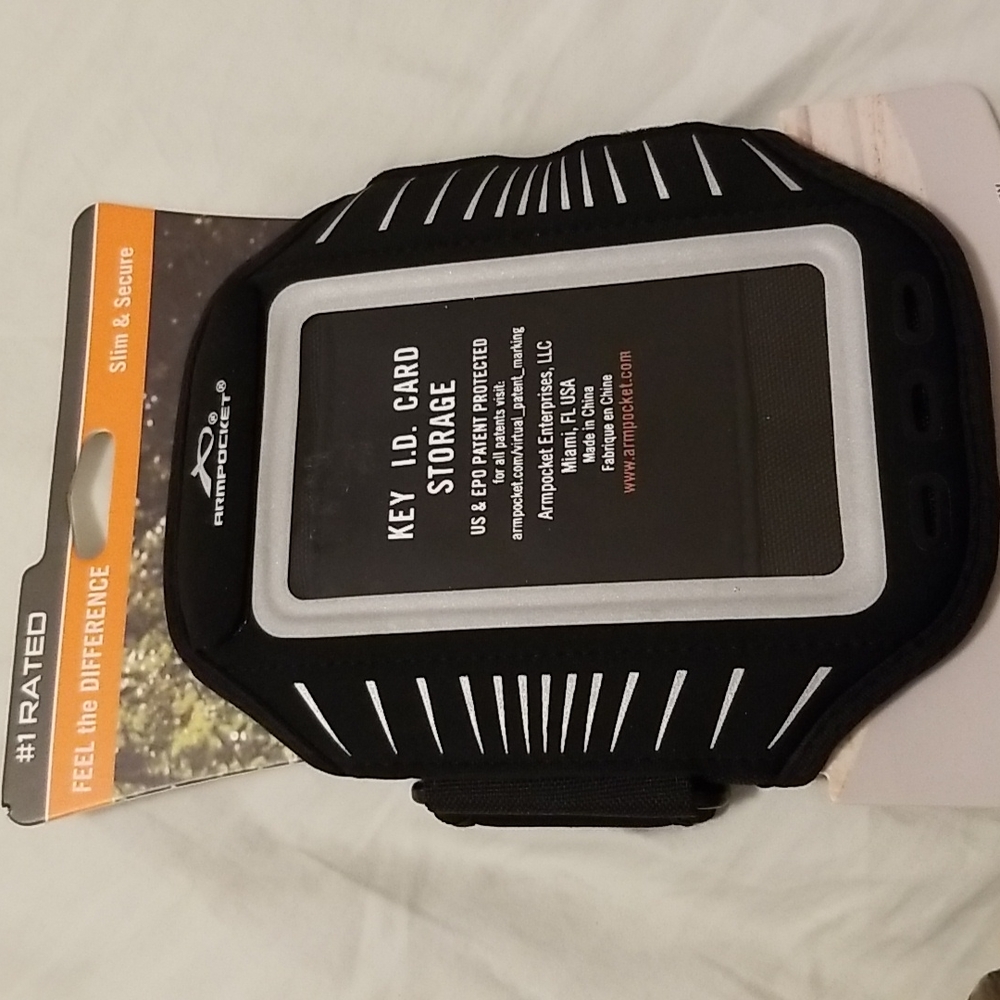 Armpocket